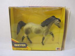 Breyer No. 899 Greystreak Action Arabian Plastic Horse, in original box (see pictures for condition