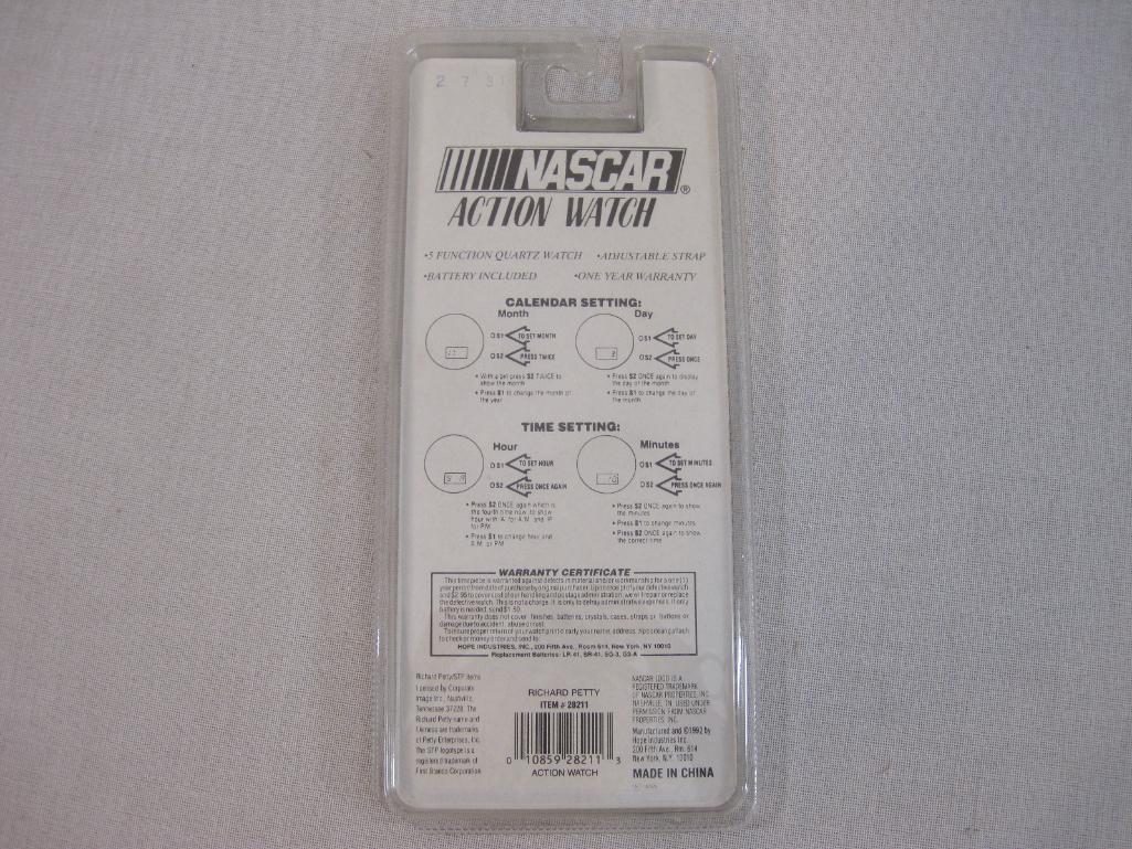 Richard Petty Action Watch, sealed, 1992 Hope Industries, 3 oz