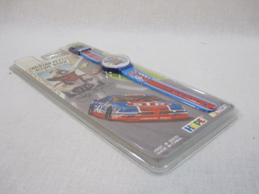 Richard Petty Action Watch, sealed, 1992 Hope Industries, 3 oz