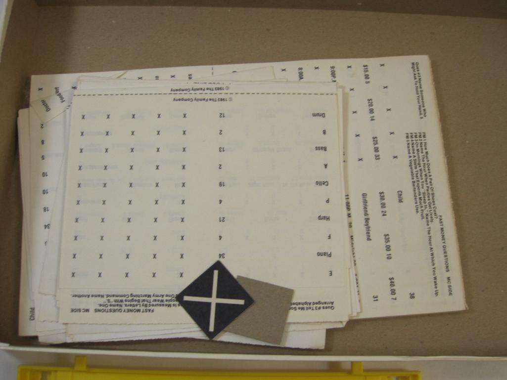 "Family Feud" Question Game Based on TV Show, 1983 The Family Company/Milton Bradley, new 6th