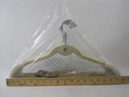 ClutterFree Twentyfive Piece Flocked Cascading Space Saving Hangers, Ivory, New in Package