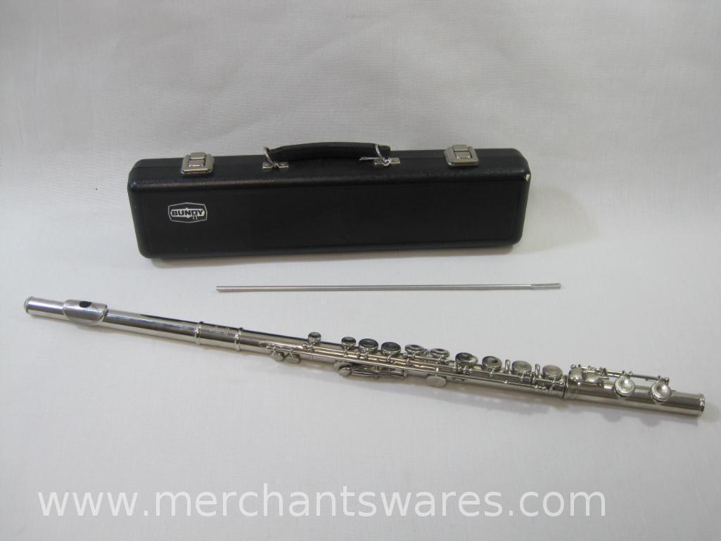 Bundy Flute with Carry Case, 2lb