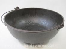 Cast Iron Pot #4 with Wire Handle