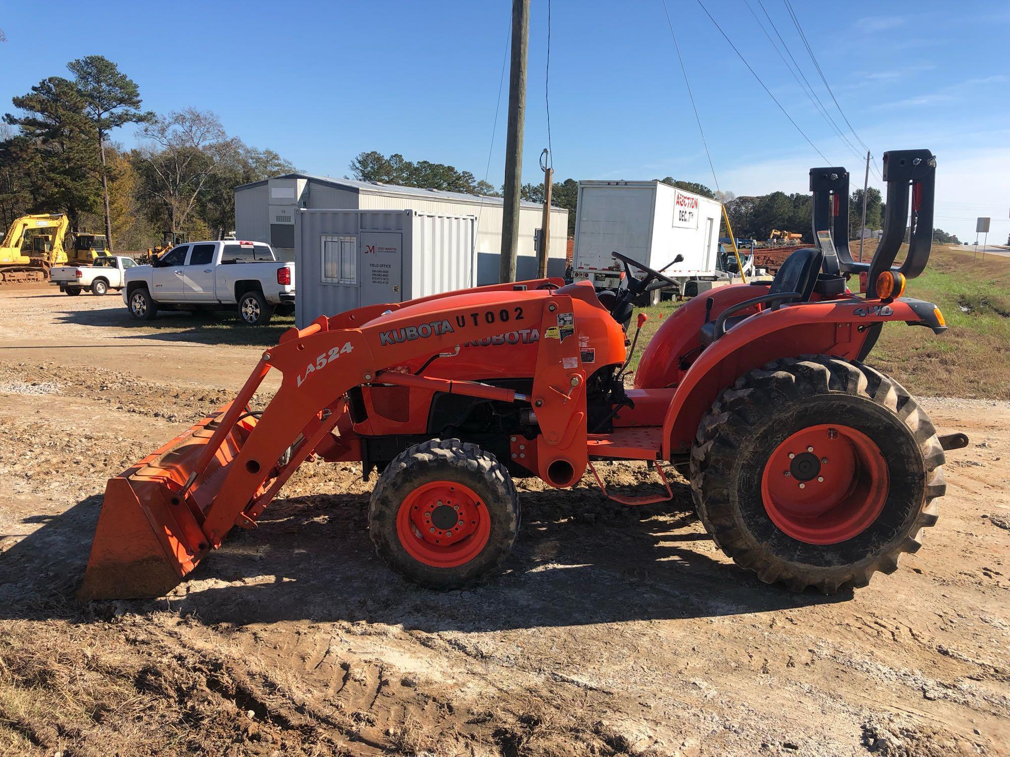 KUBOTA L3800 AG TRACTOR