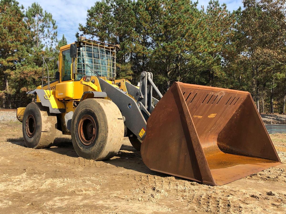 2005 VOLVO L120E RUBBER TIRED LOADER