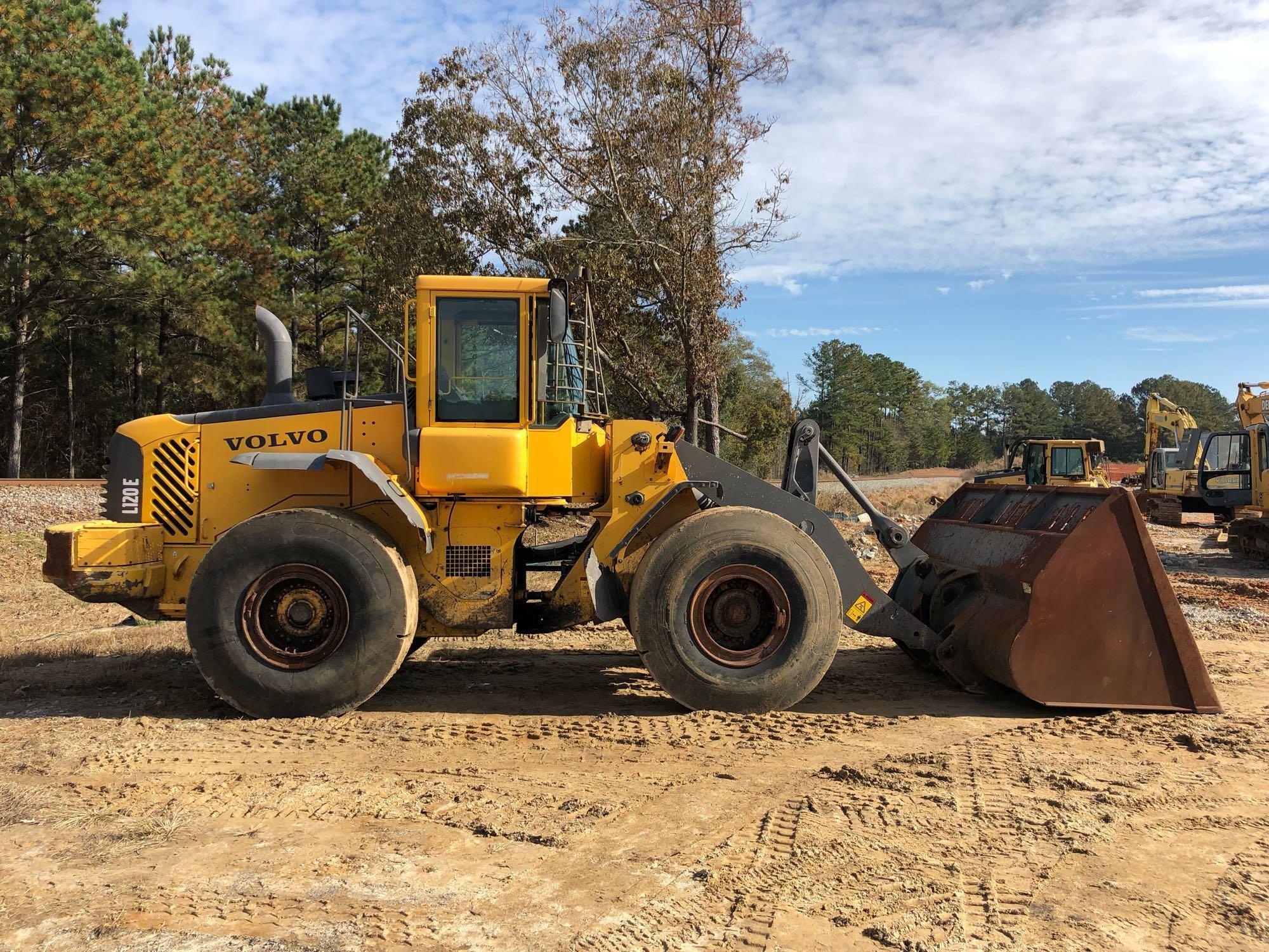 2005 VOLVO L120E RUBBER TIRED LOADER