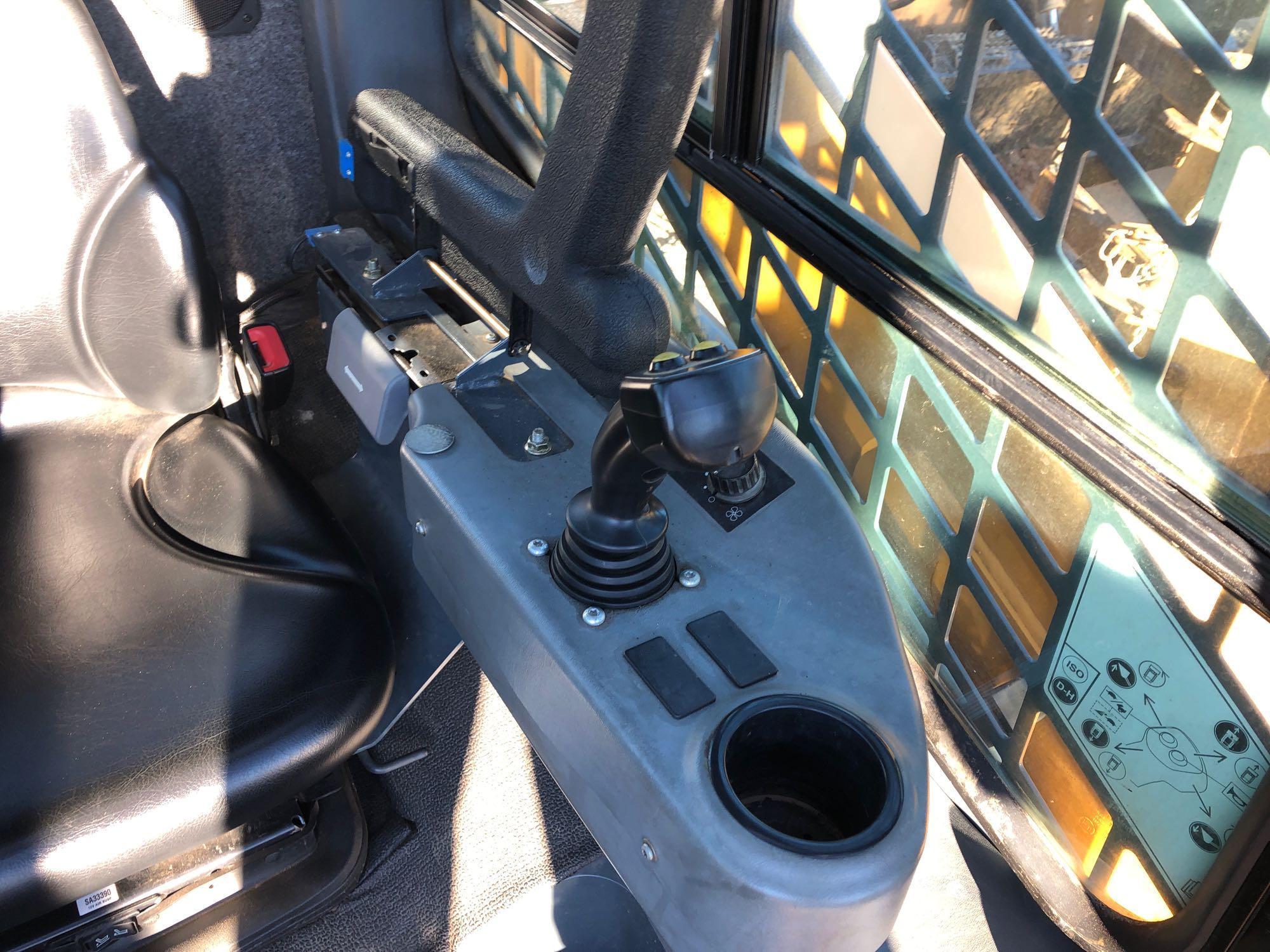 2015 MUSTANG 2500RT MULTI TERRAIN LOADER