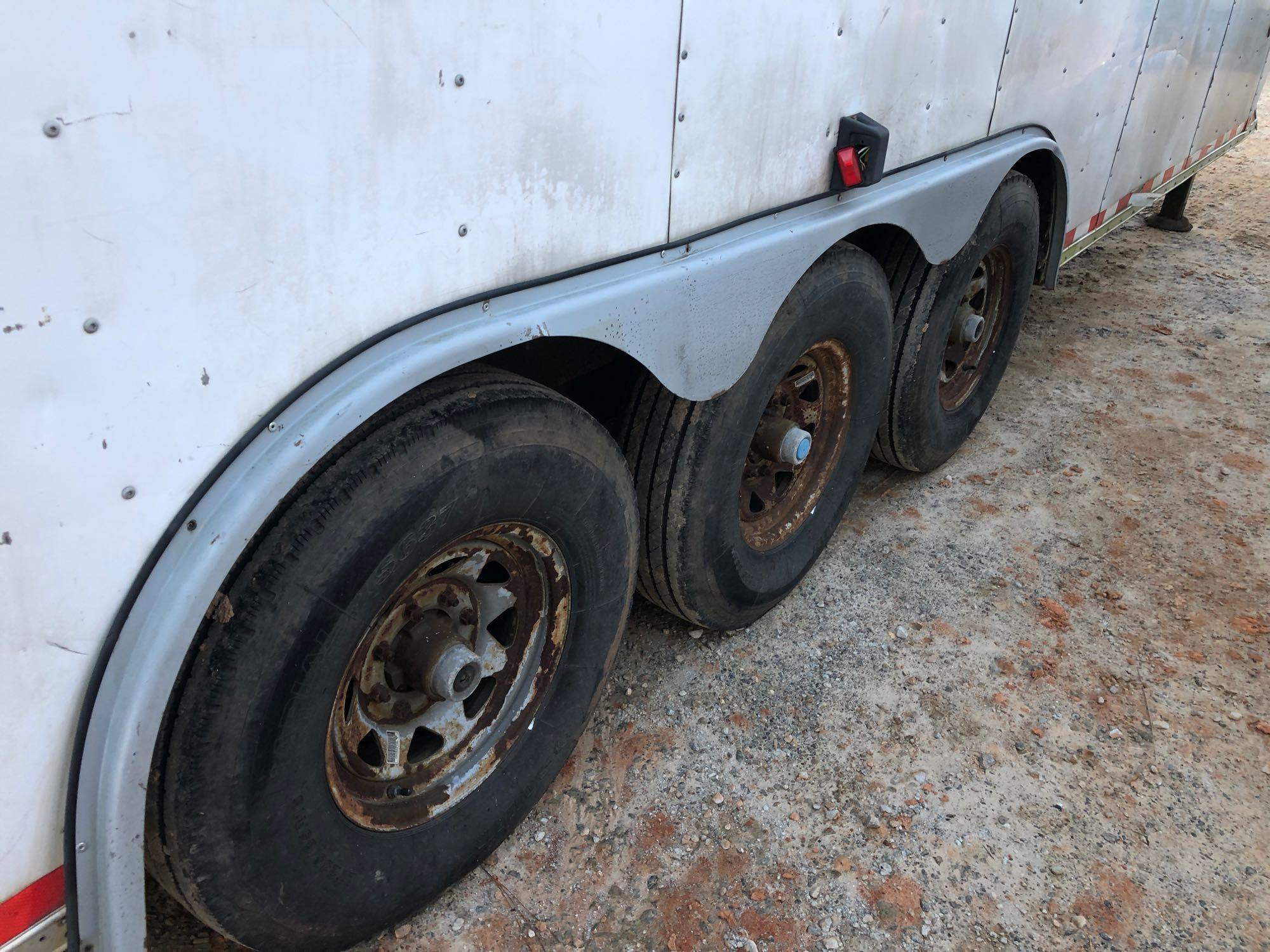 2003 WELLS CARGO ENCLOSED TRAILER