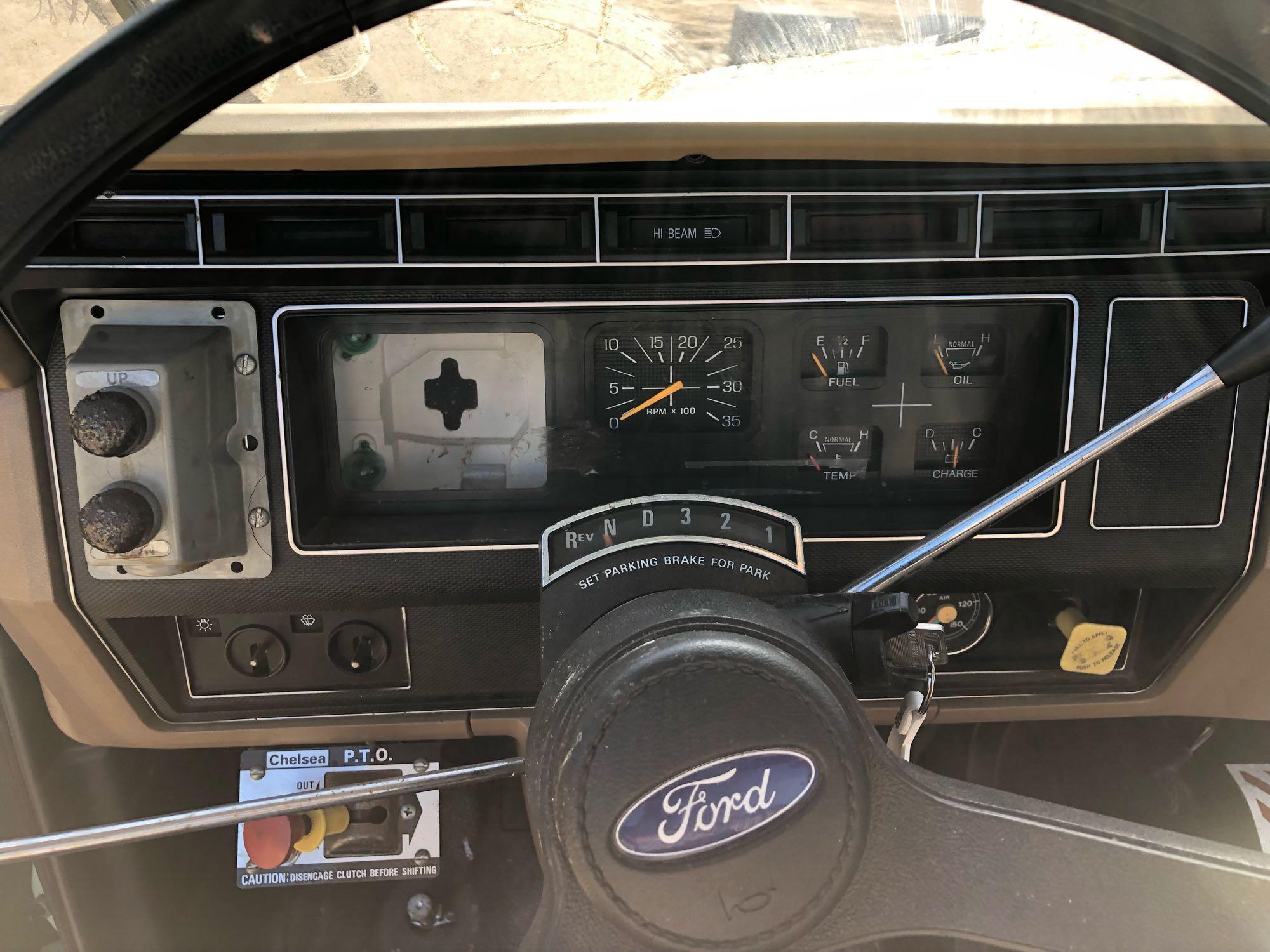 FORD F-700 SINGLE AXLE CAB AND CHASSIS