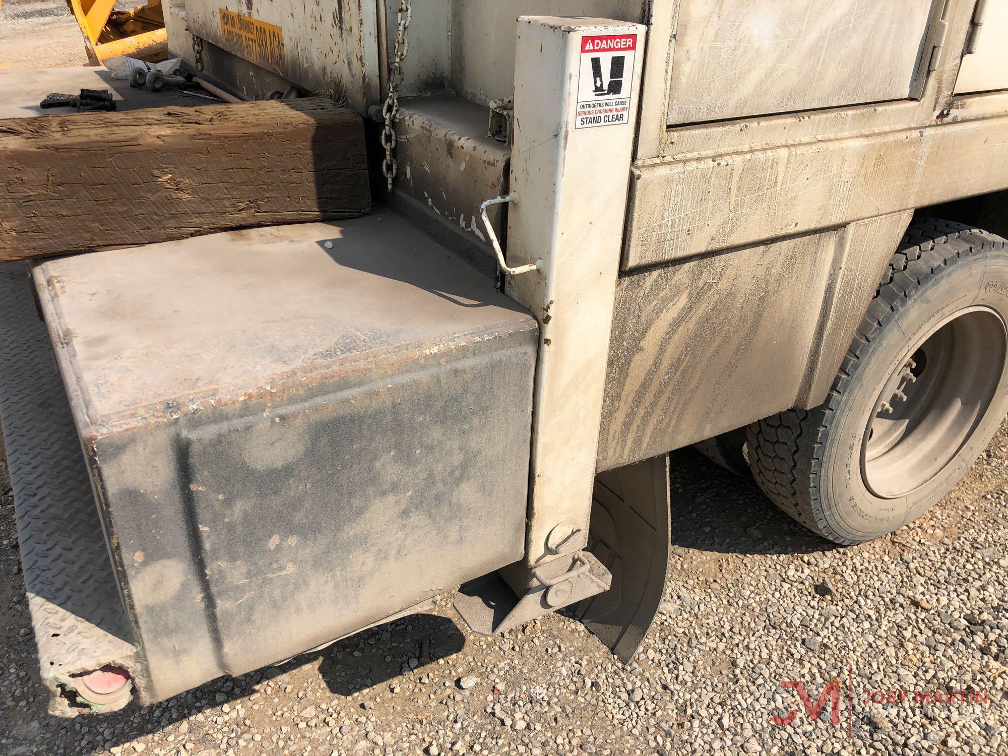 2007 INTERNATIONAL 4300 SBA 4X2 SERVICE TRUCK