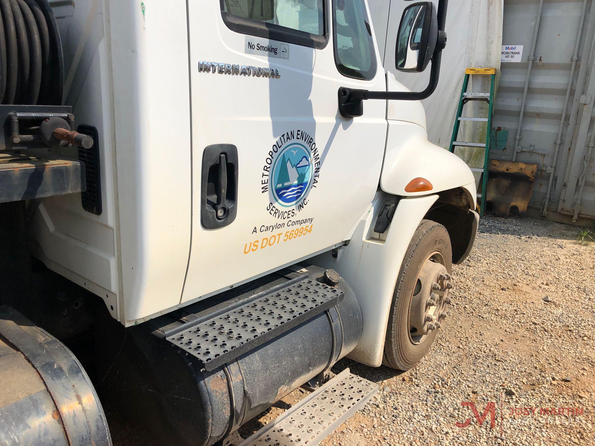 2007 INTERNATIONAL 4300 SBA 4X2 SERVICE TRUCK