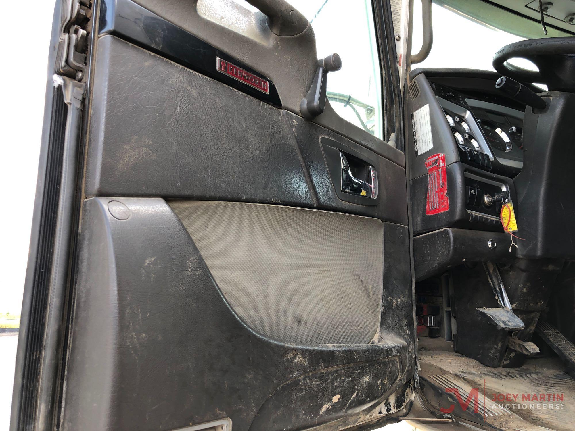 2009 KENWORTH FIVE AXLE DUMP TRUCK