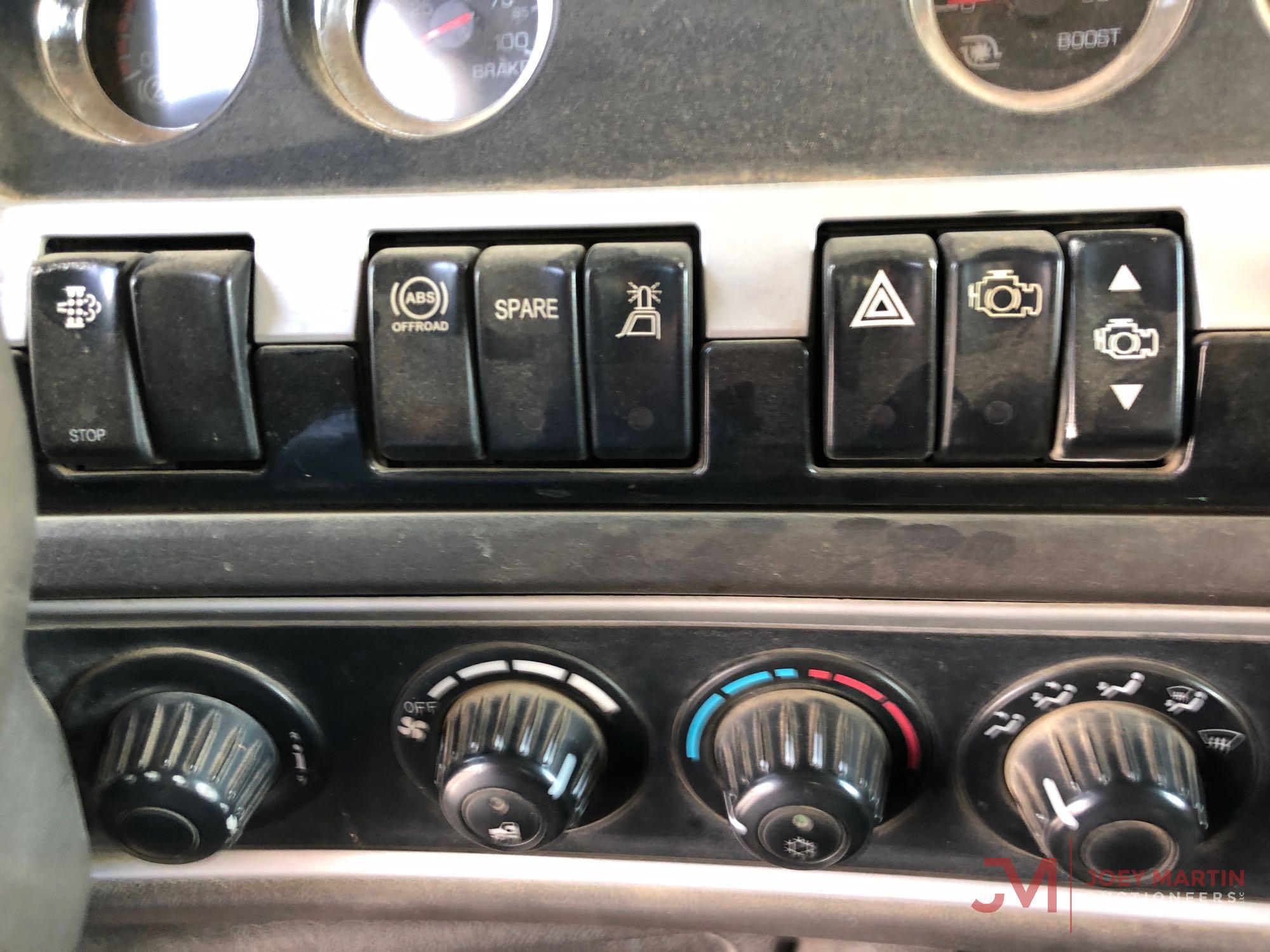 2009 KENWORTH FIVE AXLE DUMP TRUCK