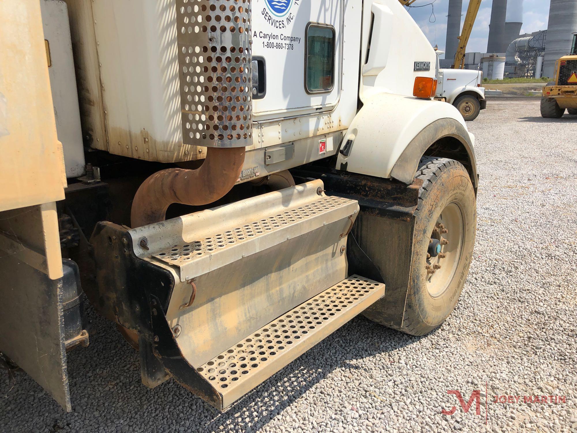 2009 KENWORTH FIVE AXLE DUMP TRUCK