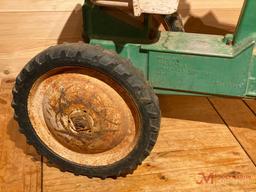 JOHN DEERE 20 PEDAL TRACTOR
