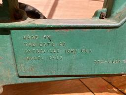JOHN DEERE 20 PEDAL TRACTOR