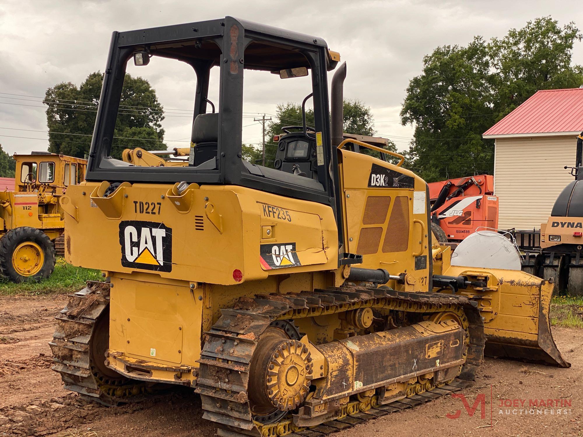 2013 CAT D3K2 XL CRAWLER DOZER
