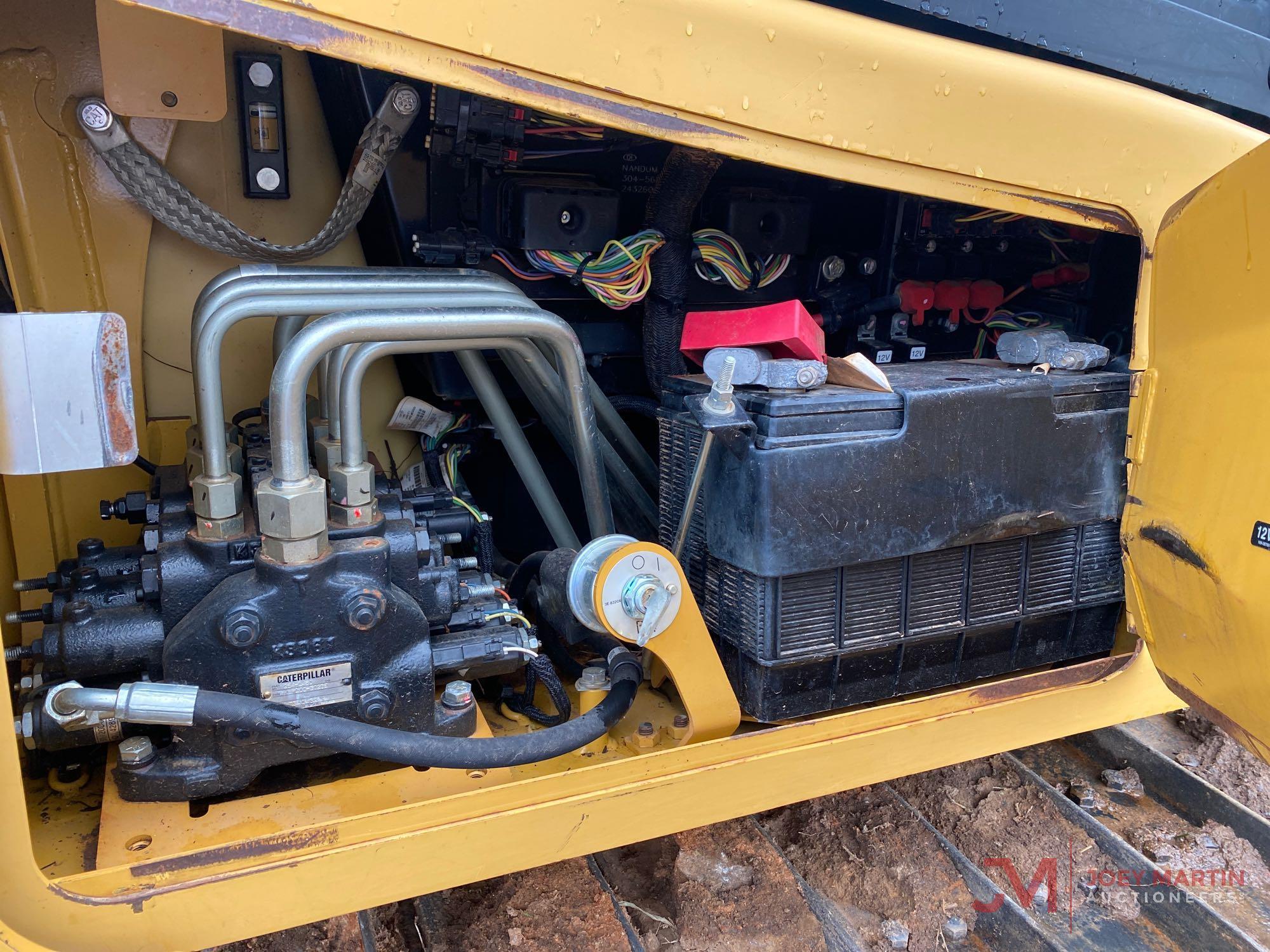 2013 CAT D3K2 XL CRAWLER DOZER