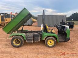 JOHN DEERE GATOR