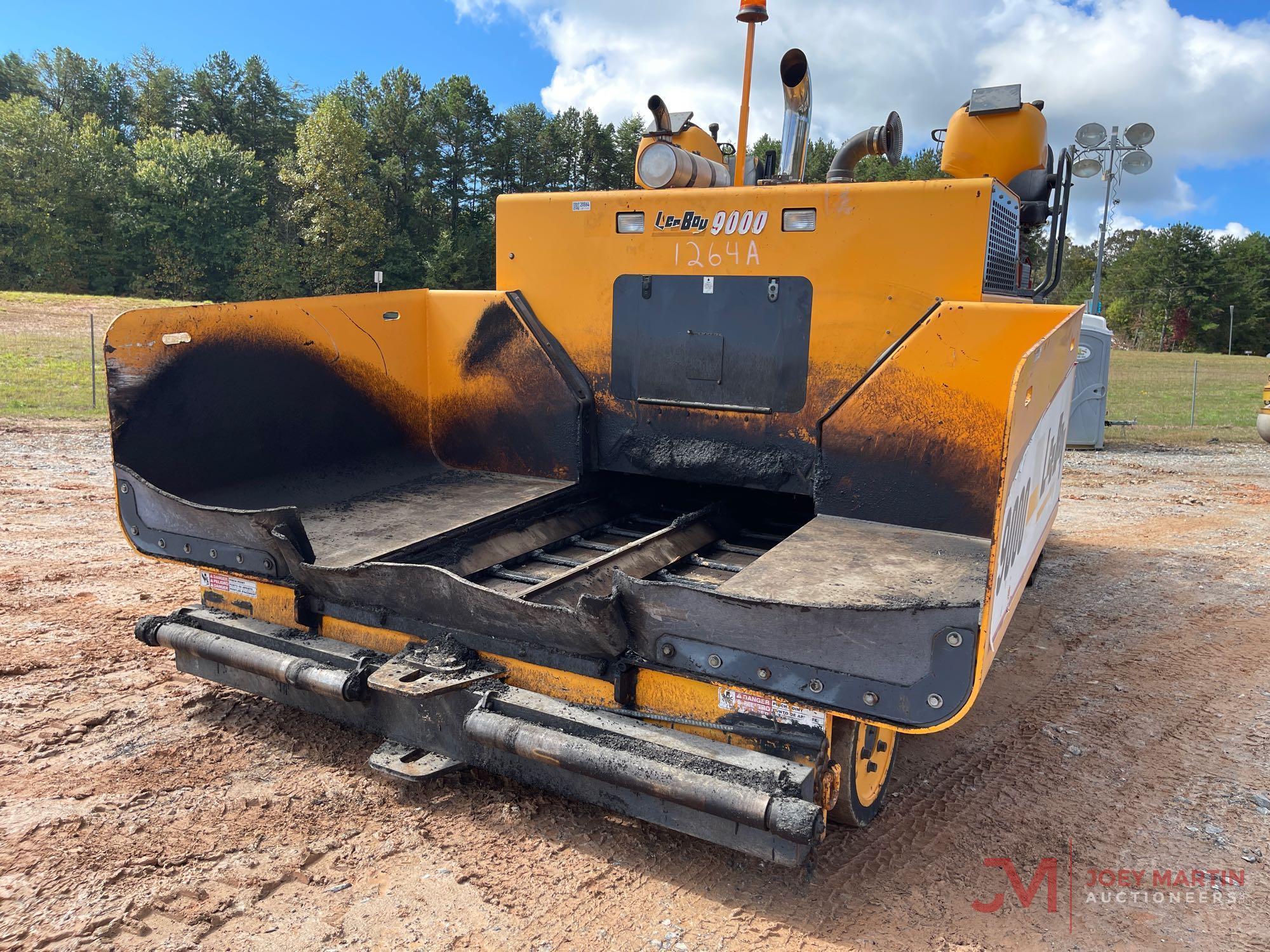 2013 LEEBOY 9000 ASPHALT PAVER