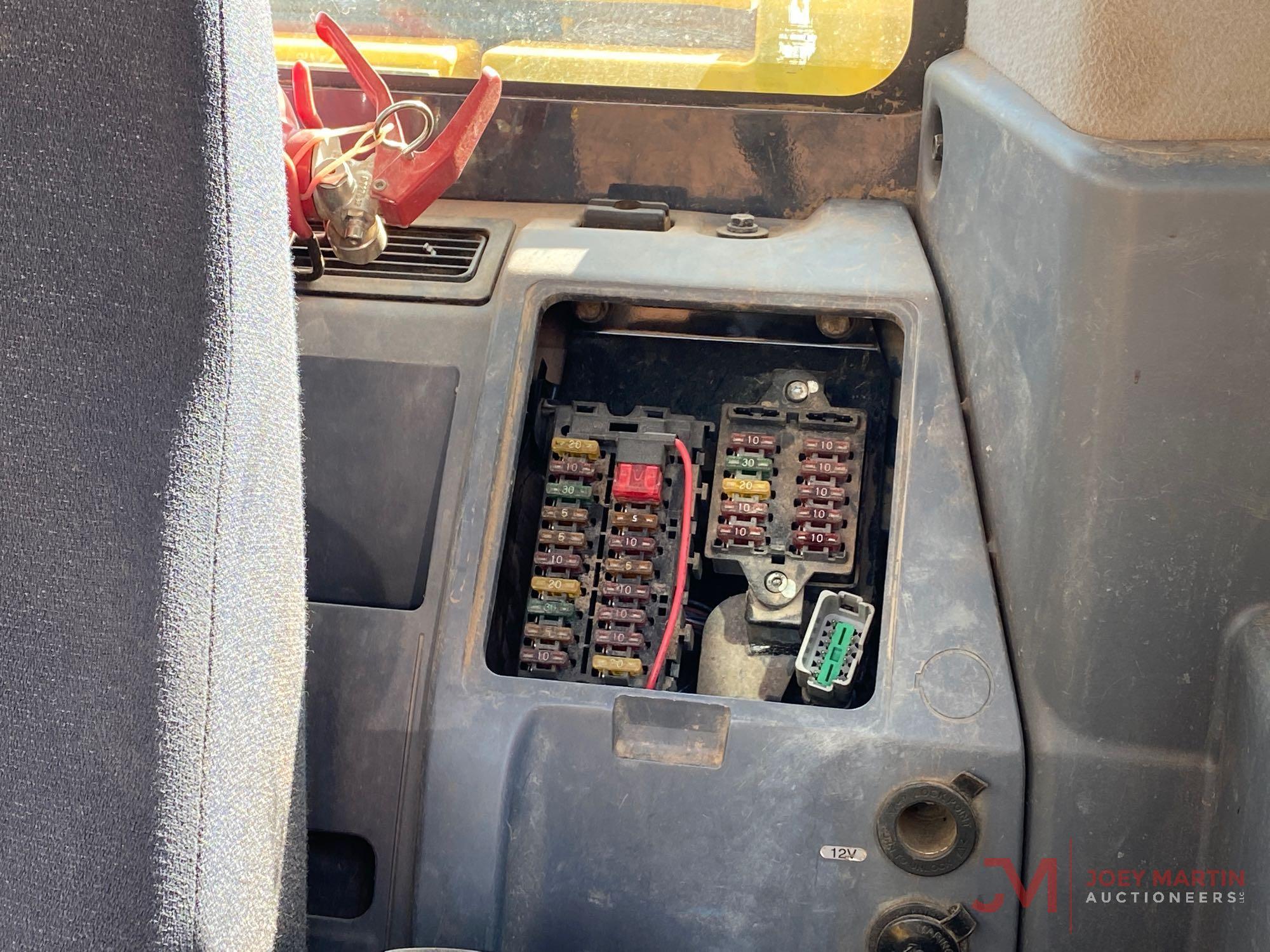2014 KOMATSU...PC138-10 US HYDRAULIC EXCAVATOR
