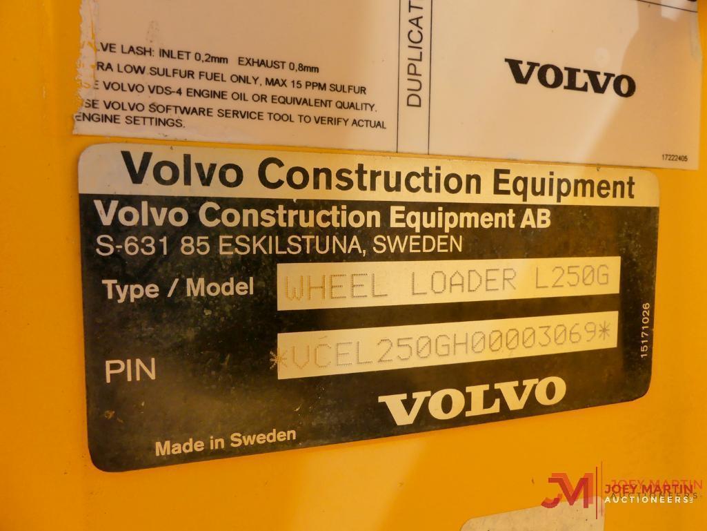 2012 VOLVO L250G RUBBER TIRE LOADER