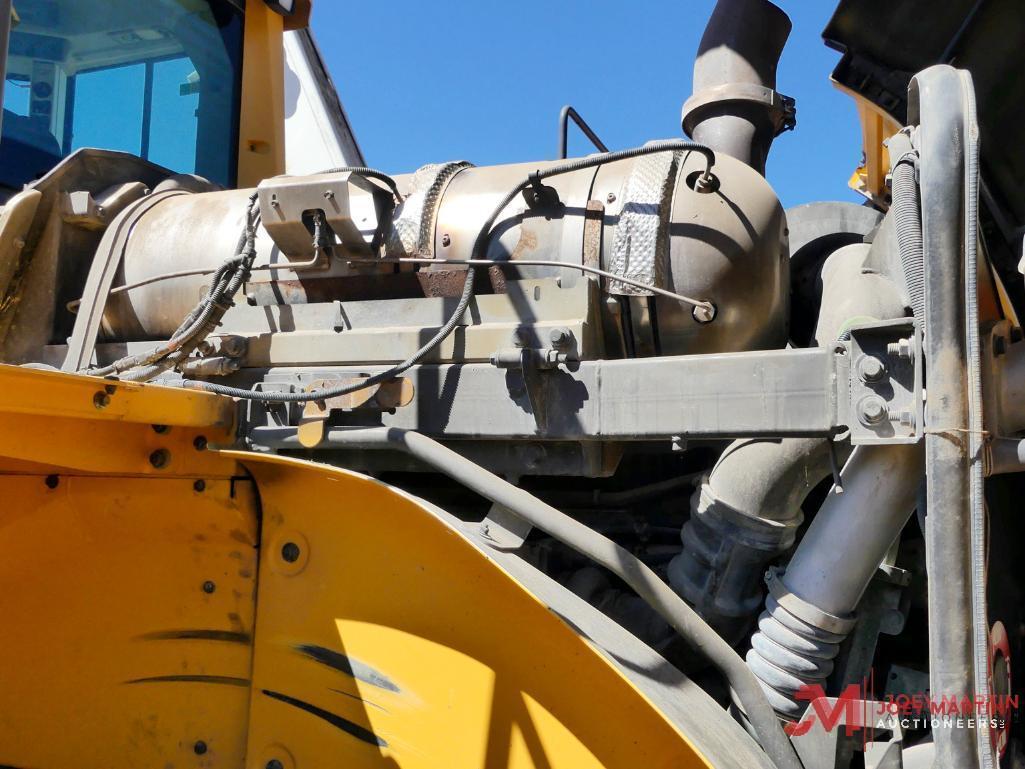 2012 VOLVO L250G RUBBER TIRE LOADER