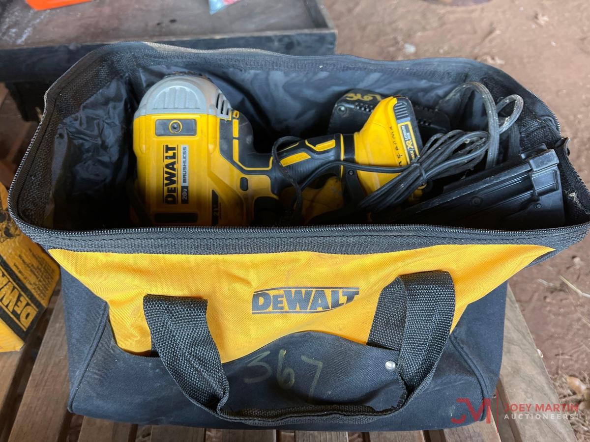 DEWALT TOOL BAG WITH CONTENTS