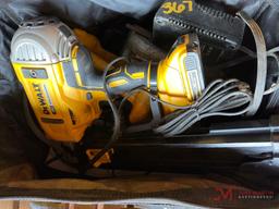 DEWALT TOOL BAG WITH CONTENTS