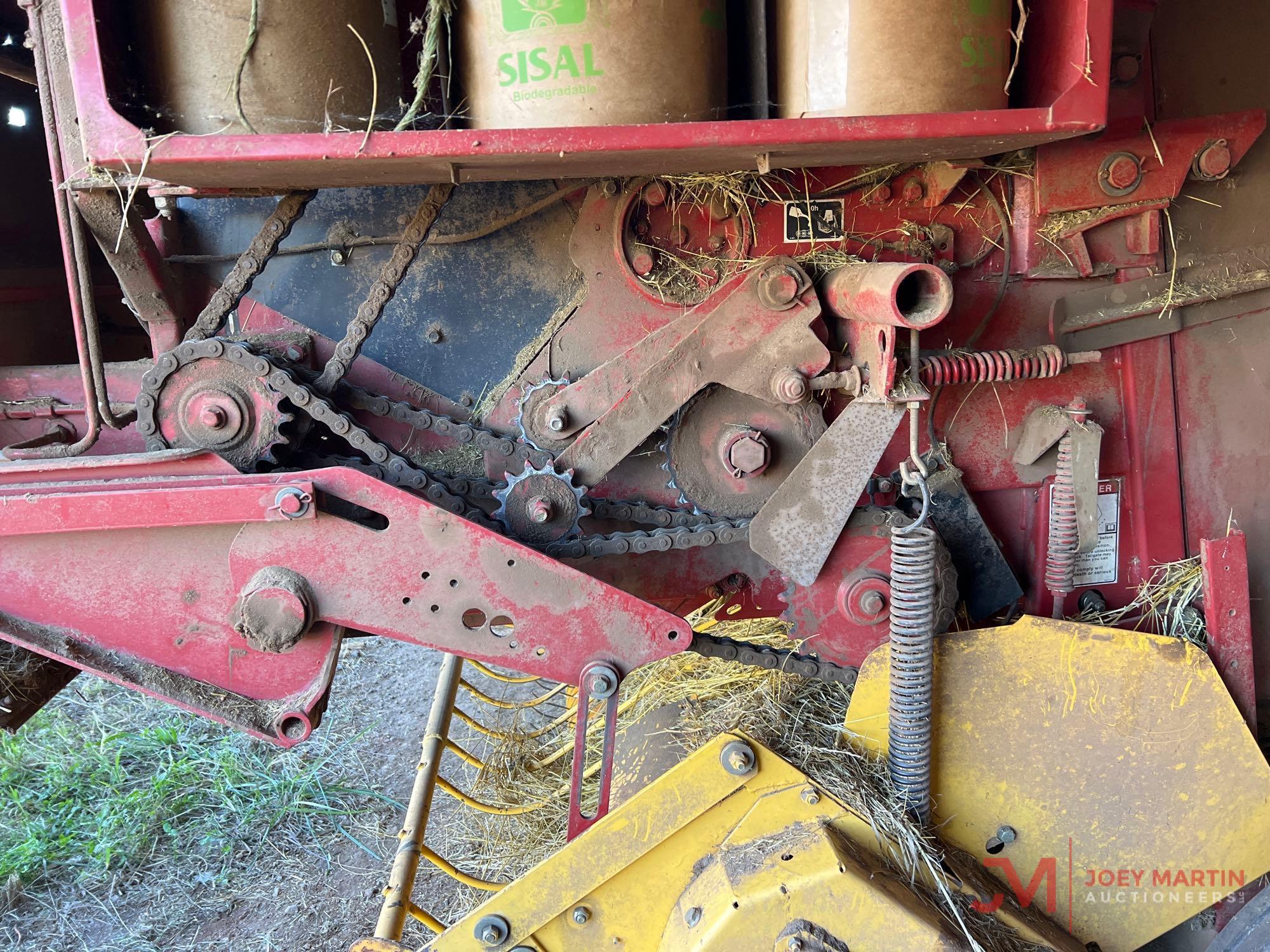 NH BR740 SILAGE SPECIAL ROUND BALER