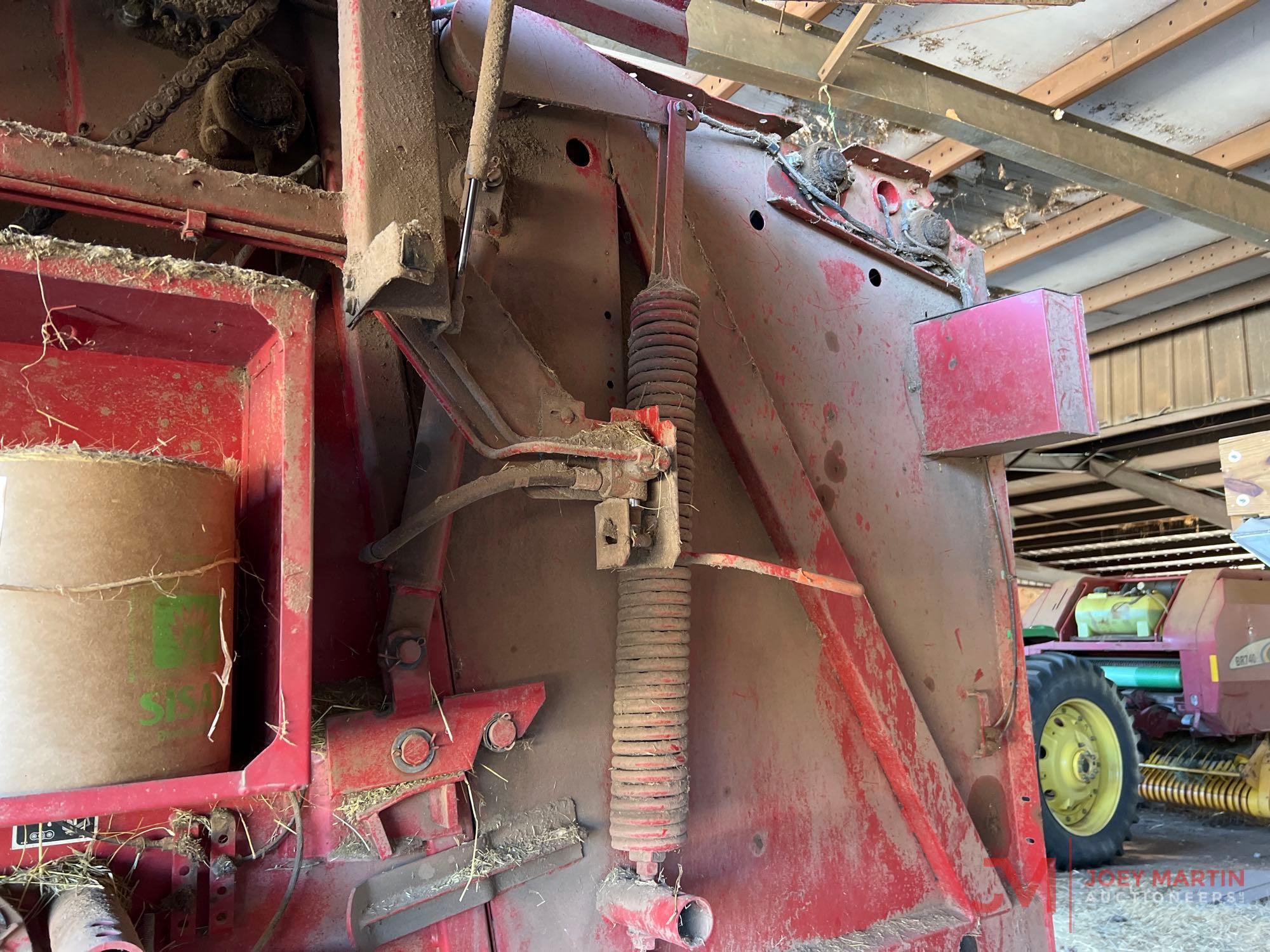 NH BR740 SILAGE SPECIAL ROUND BALER
