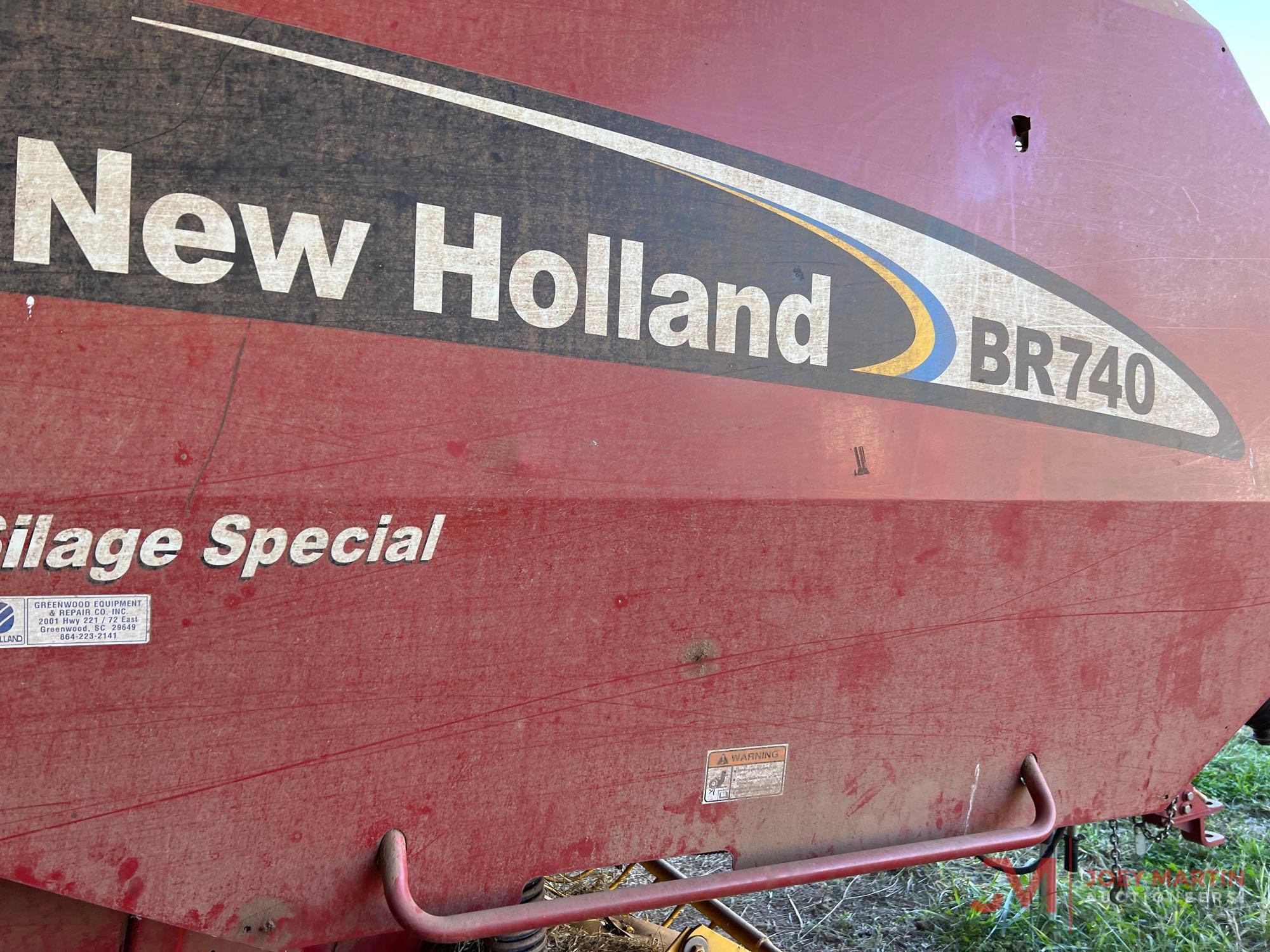NH BR740 SILAGE SPECIAL ROUND BALER