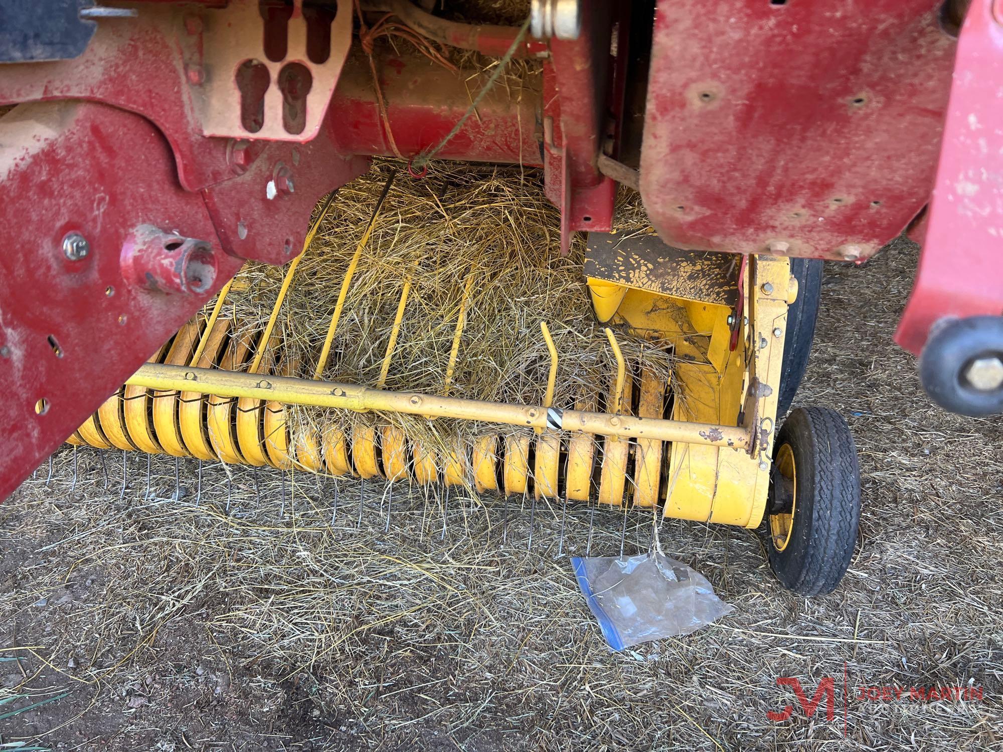 NH BR740 SILAGE SPECIAL ROUND BALER