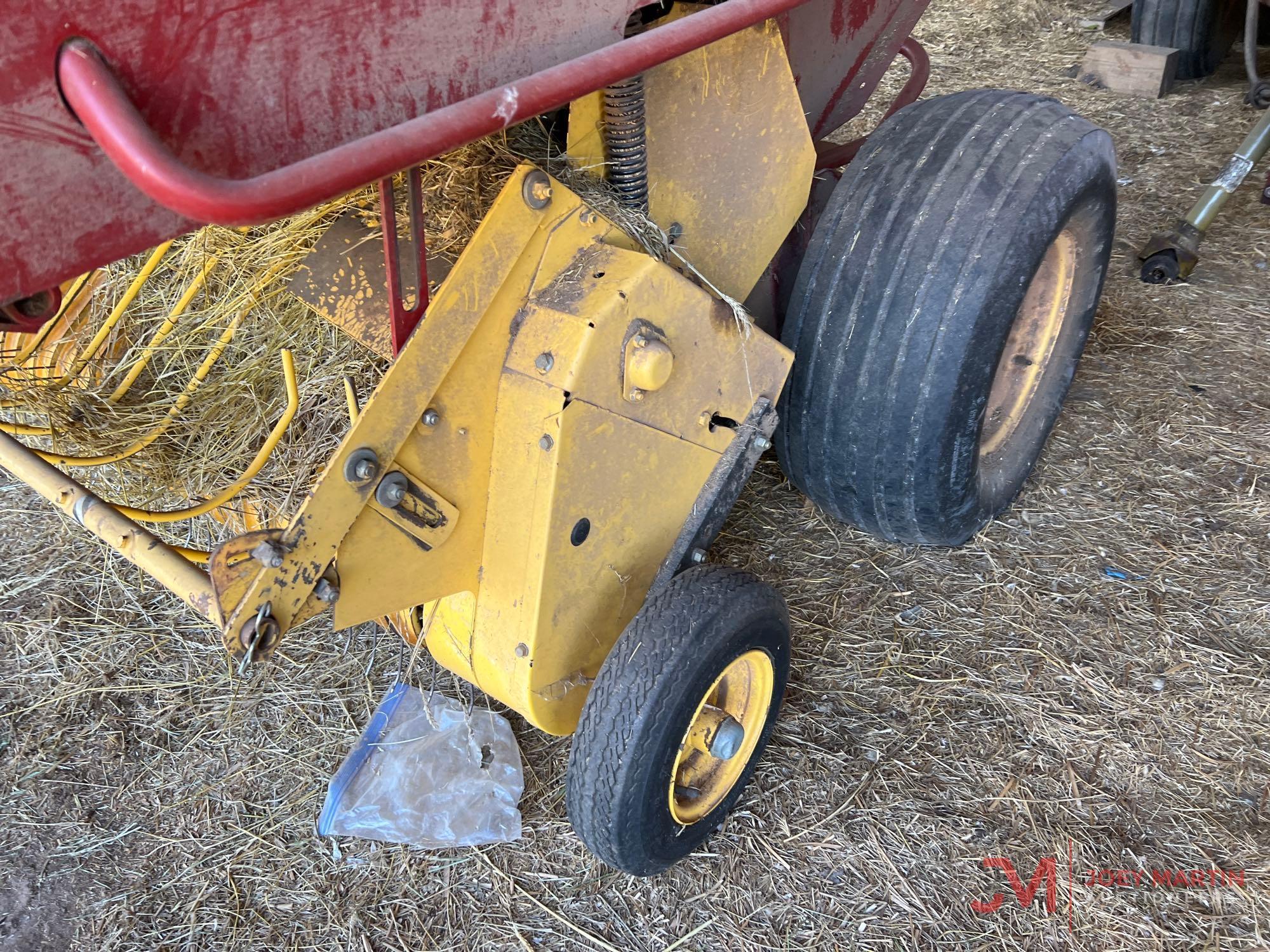 NH BR740 SILAGE SPECIAL ROUND BALER