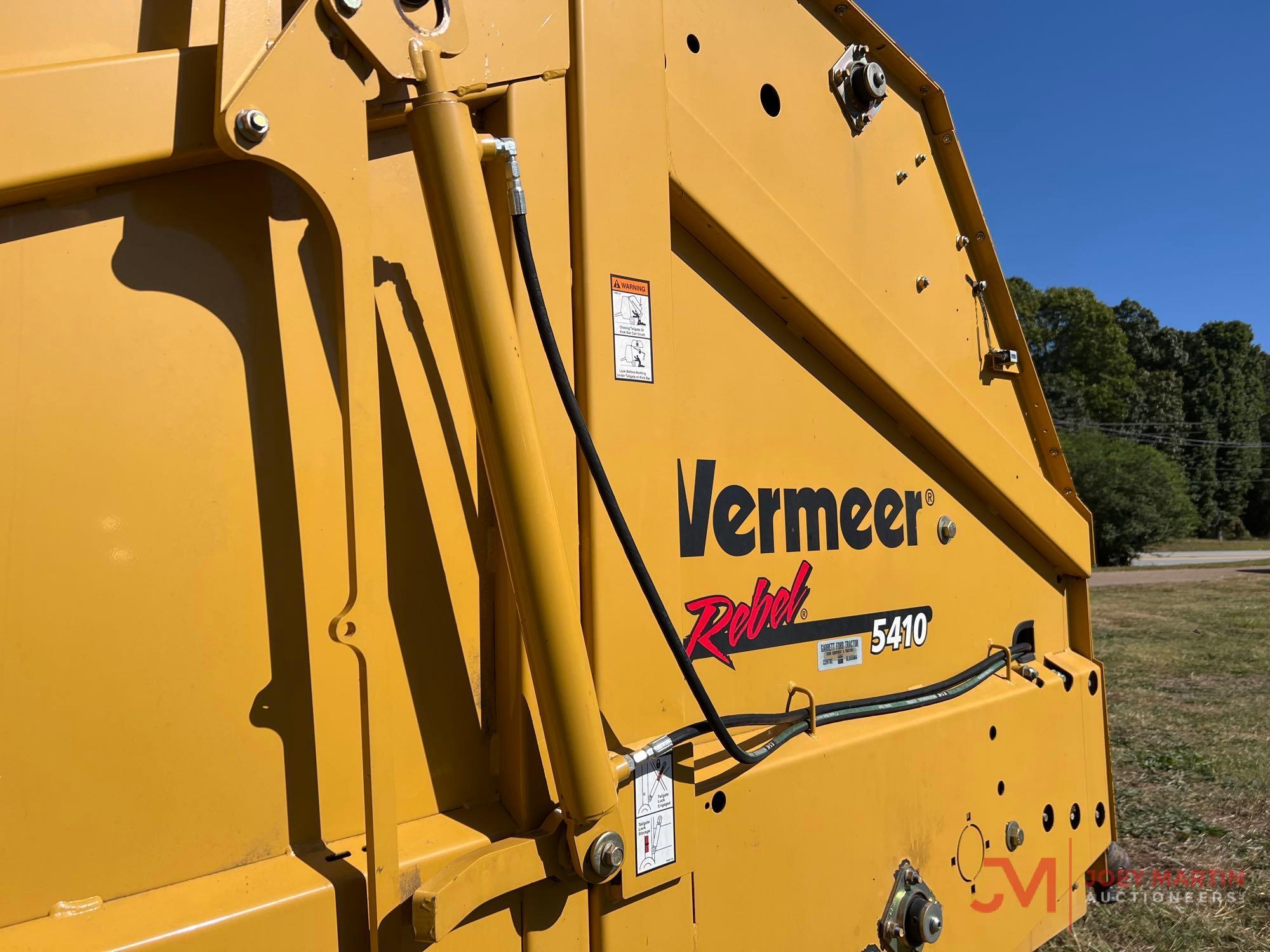 VERMEER REBEL 5410 ROUND BALER