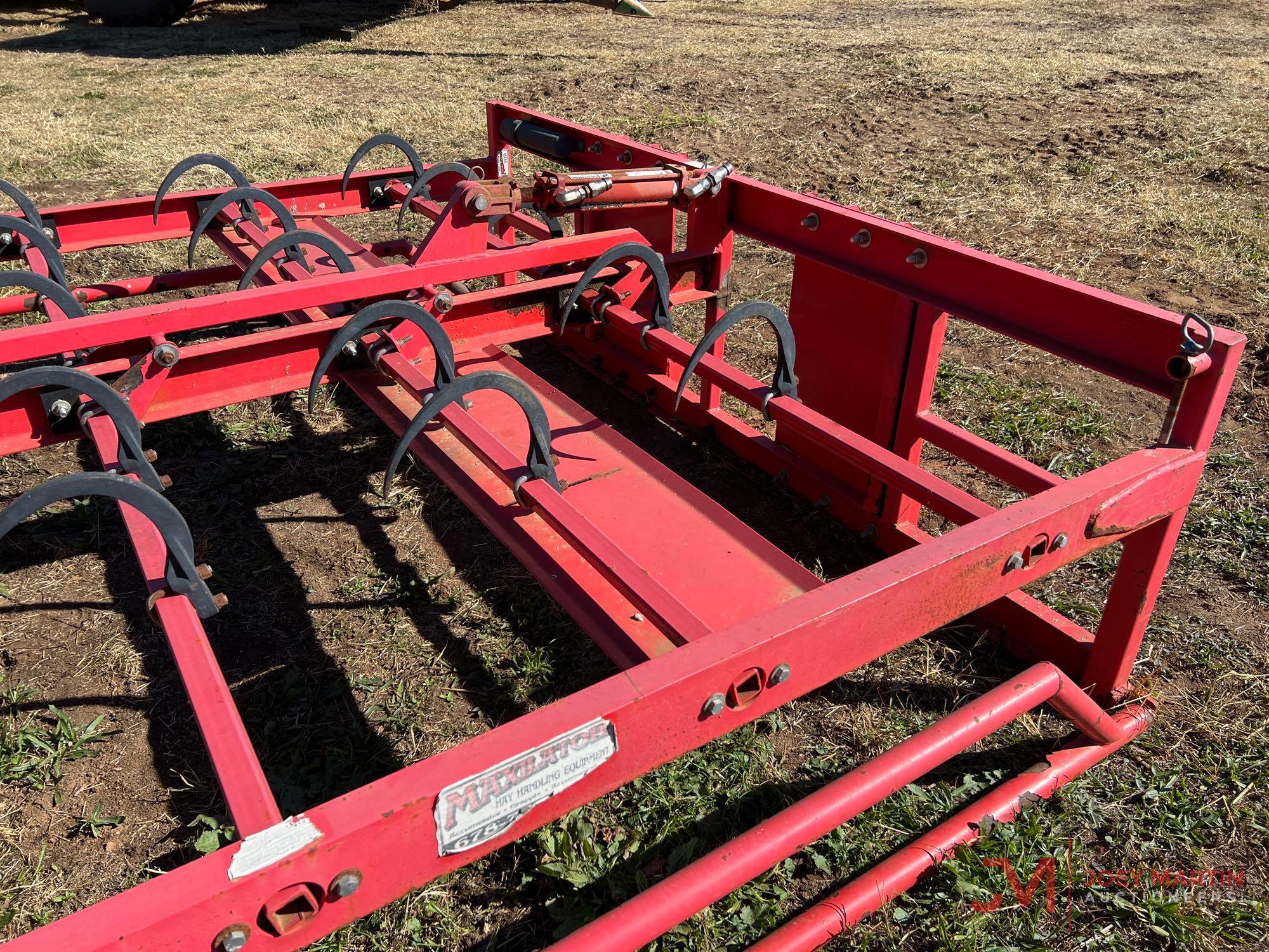 MAXILATOR SQUARE BALE GRAPPLE
