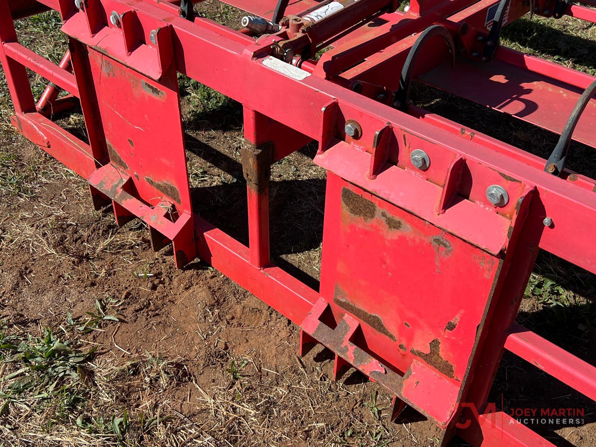 MAXILATOR SQUARE BALE GRAPPLE