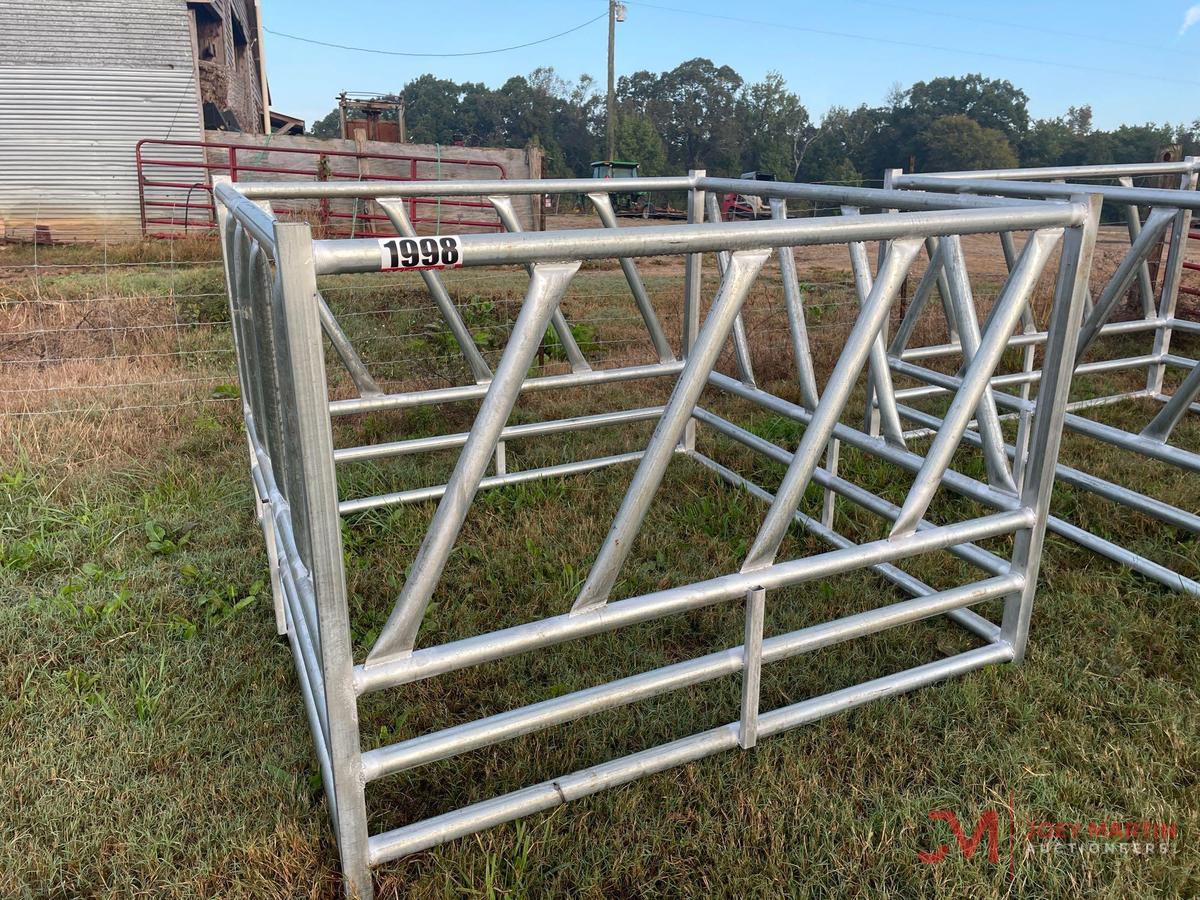 NEW HAY FEEDER