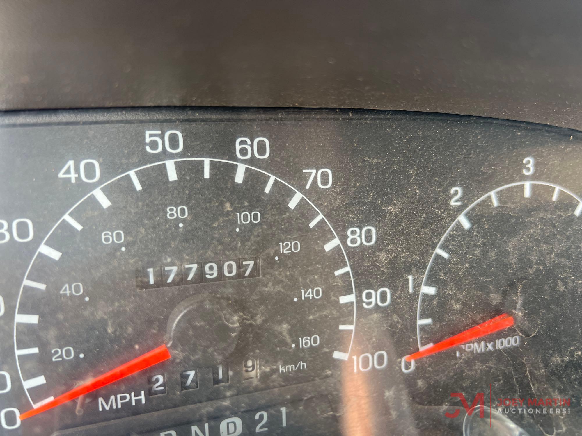 1999 FORD F250 EXTENDED CAB W/ FLATBED 4X4