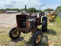 INTERNATIONAL 584 AG TRACTOR