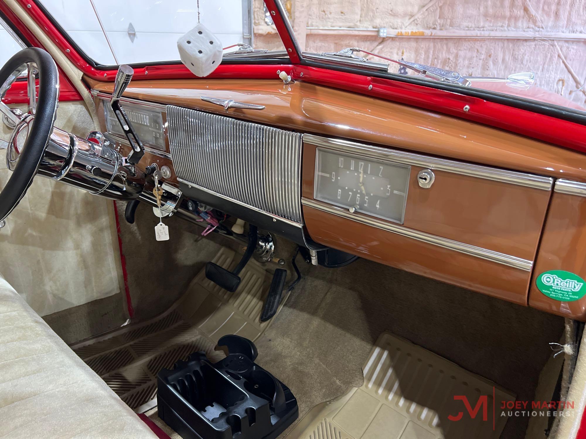1940 OLDSMOBILE