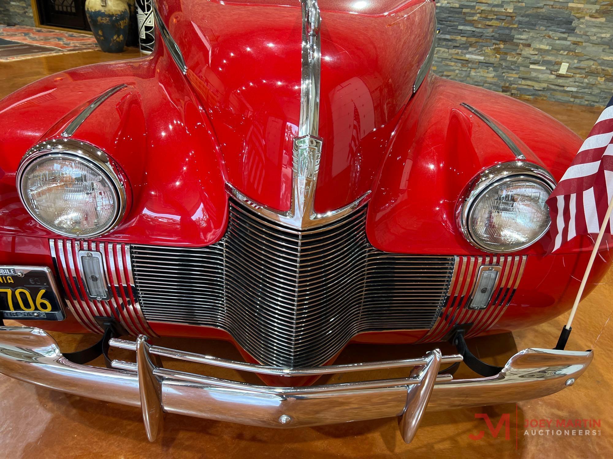 1940 OLDSMOBILE