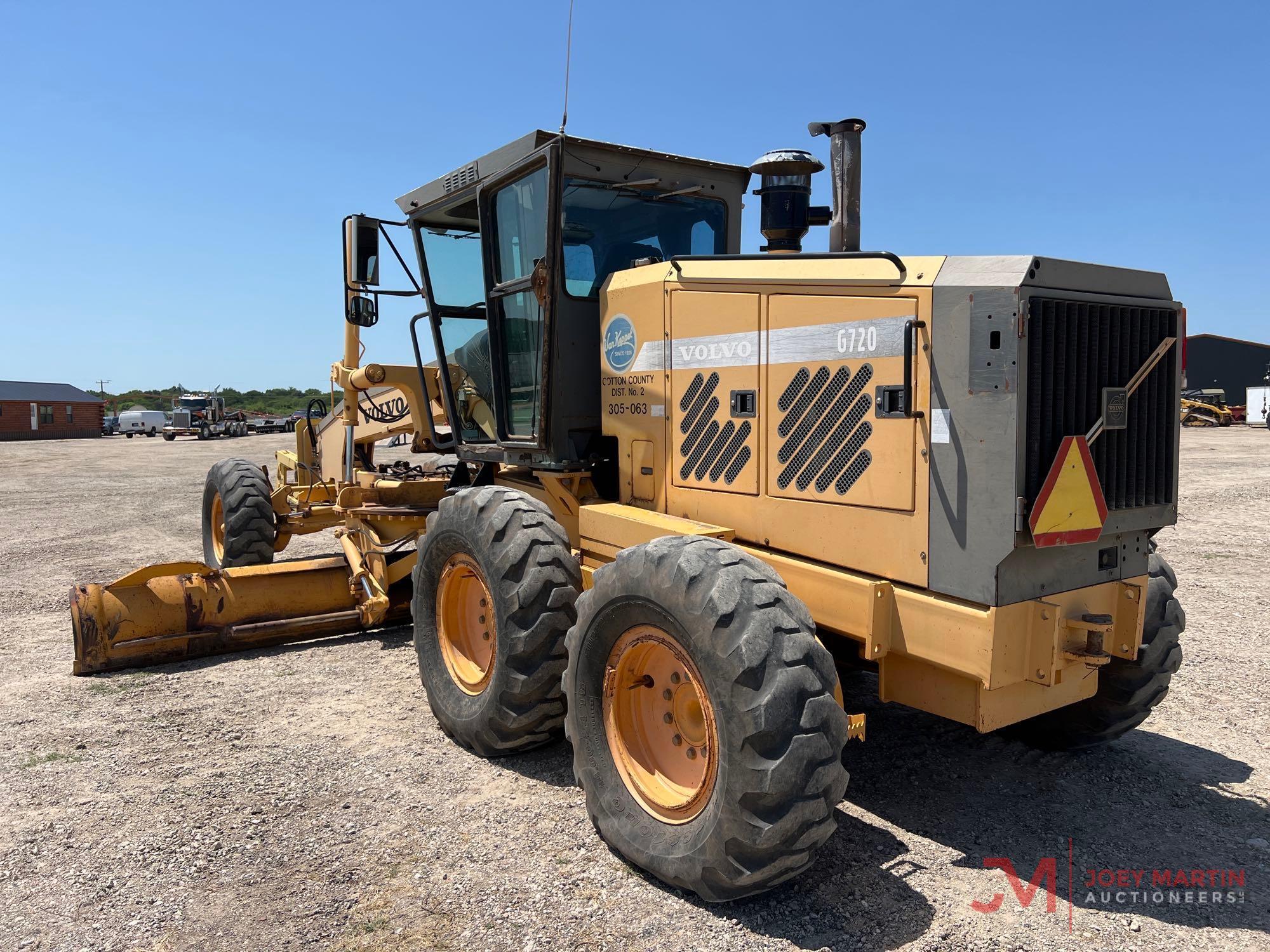 VOLVO G720 MOTOR GRADER