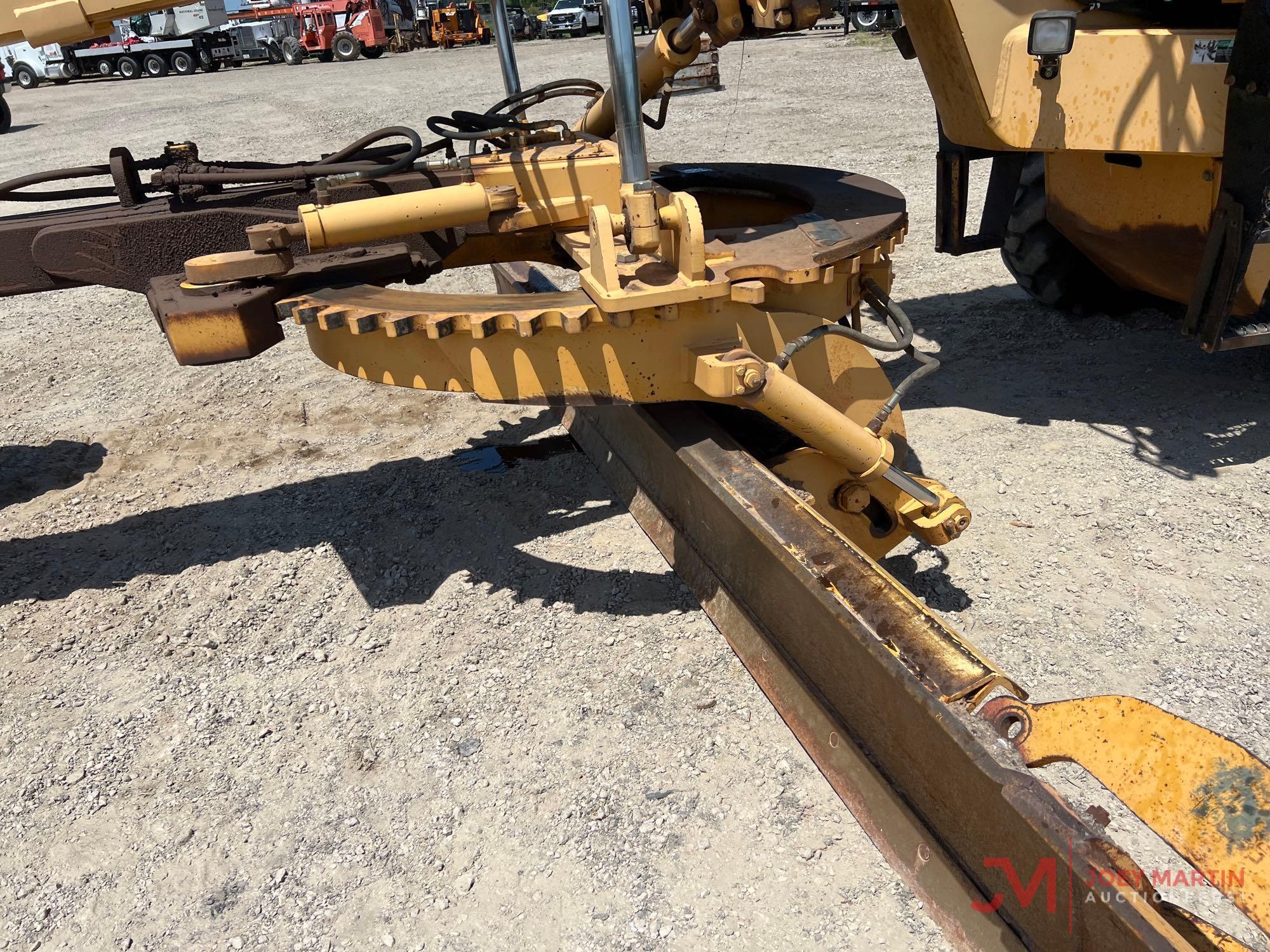VOLVO G720 MOTOR GRADER