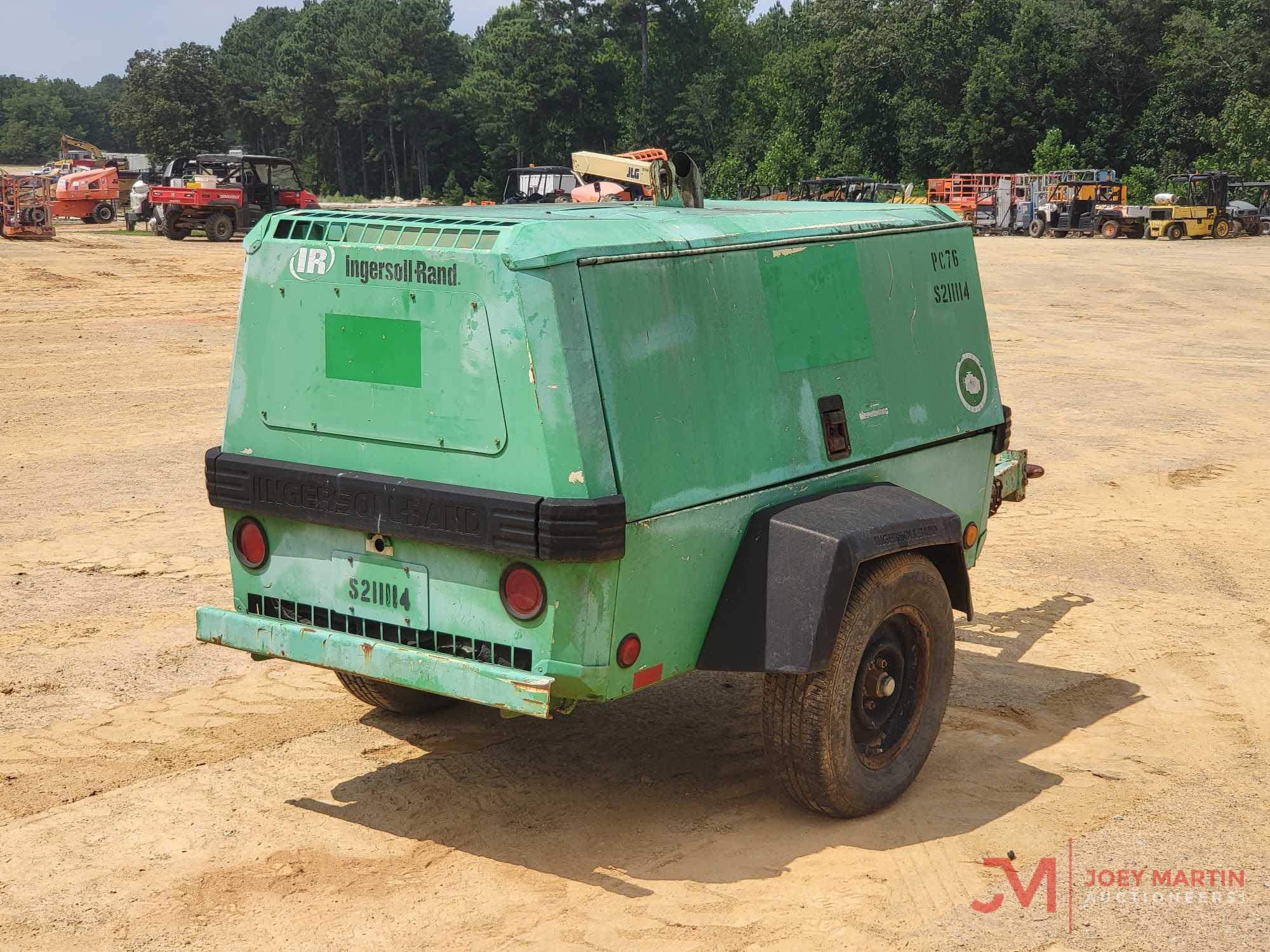 INGERSOLL RAND 185 TOWABLE COMPRESSOR