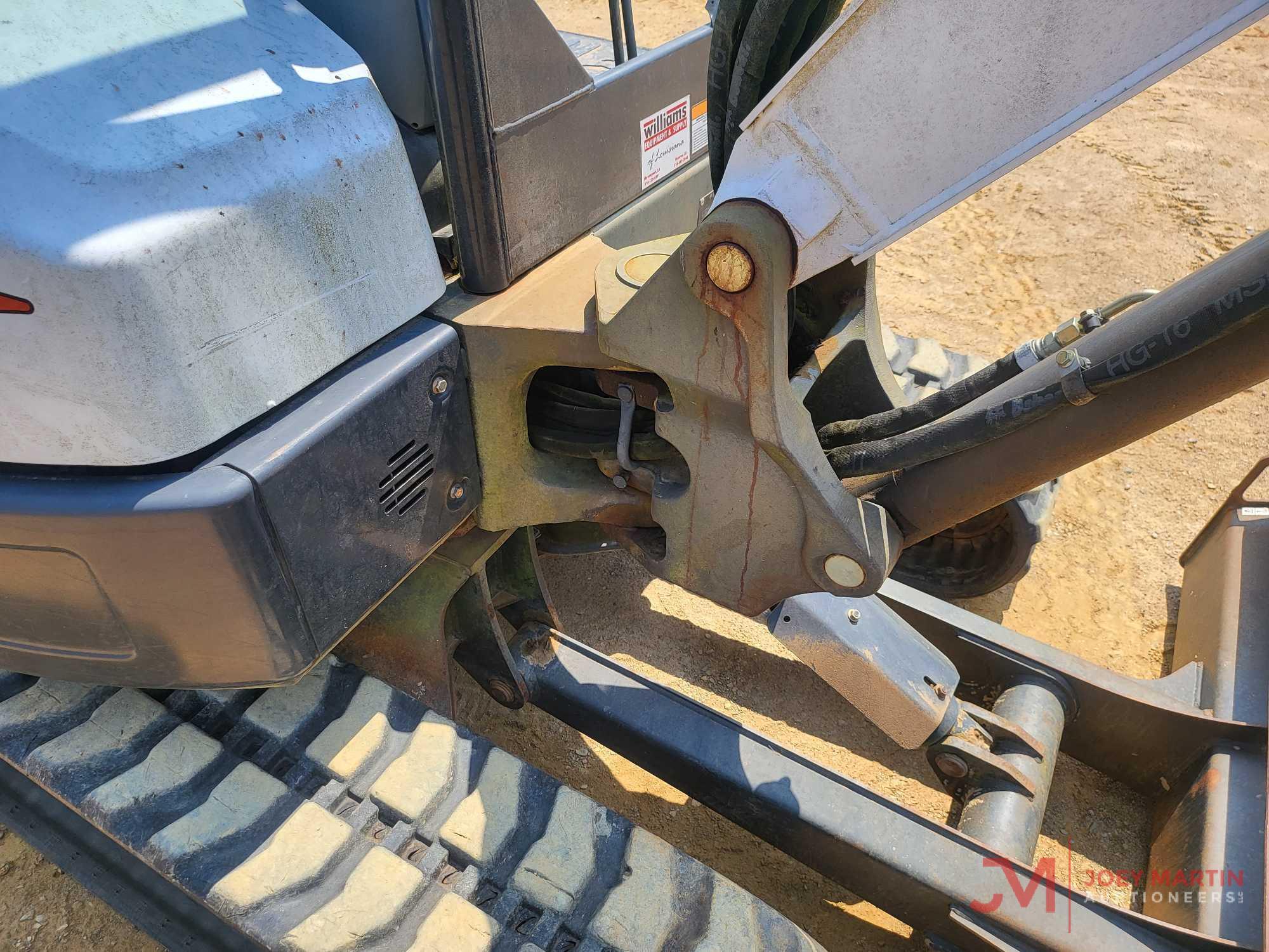 2016 BOBCAT E42 HYDRAULIC MINI EXCAVATOR