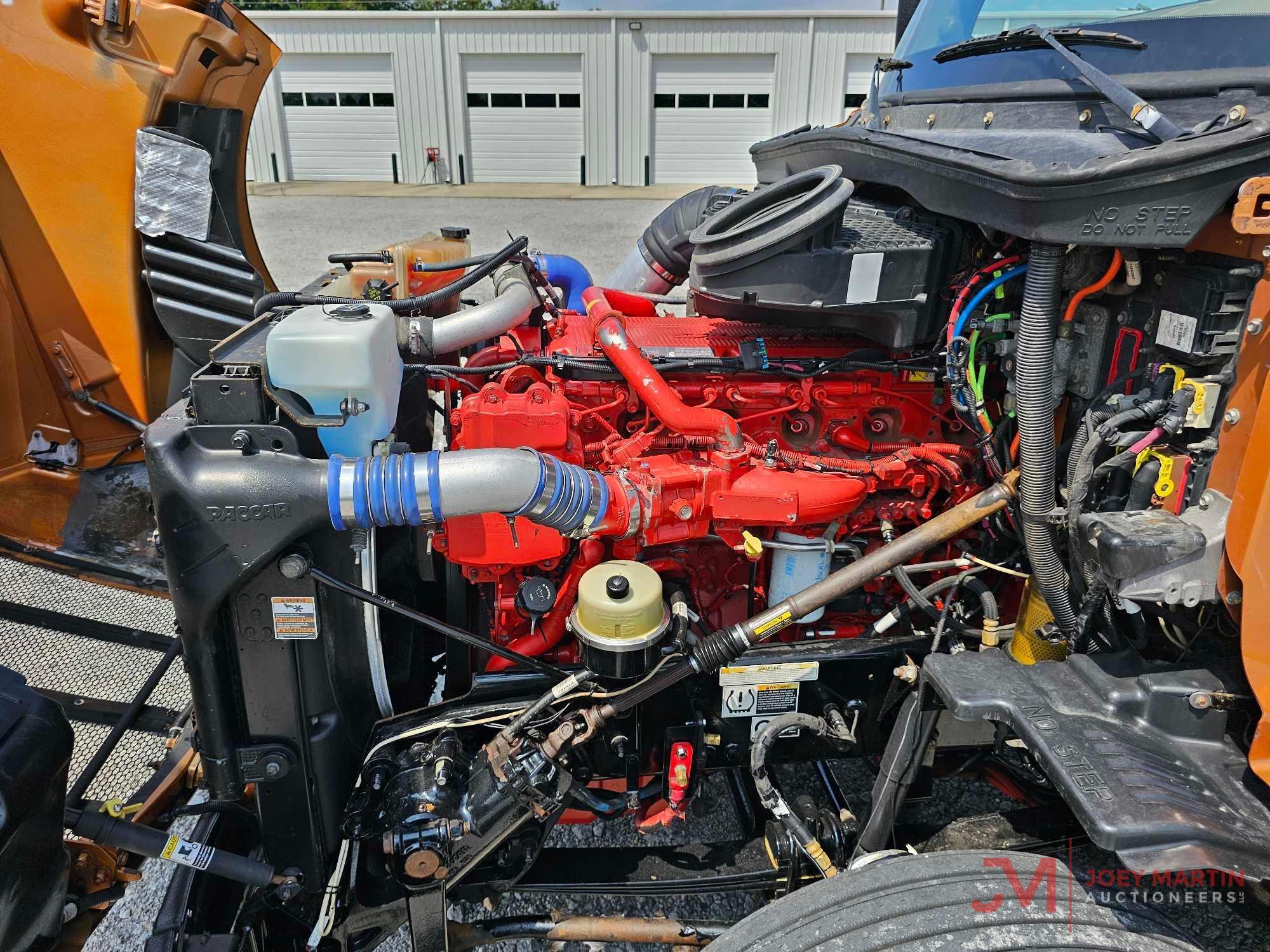 2016 PETERBILT 579 SLEEPER TRUCK TRACTOR