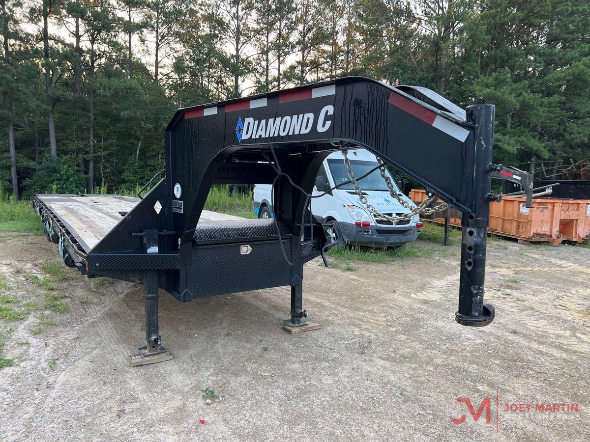 2020 DIAMOND C 35' PLUS 5' GOOSENECK TRAILER