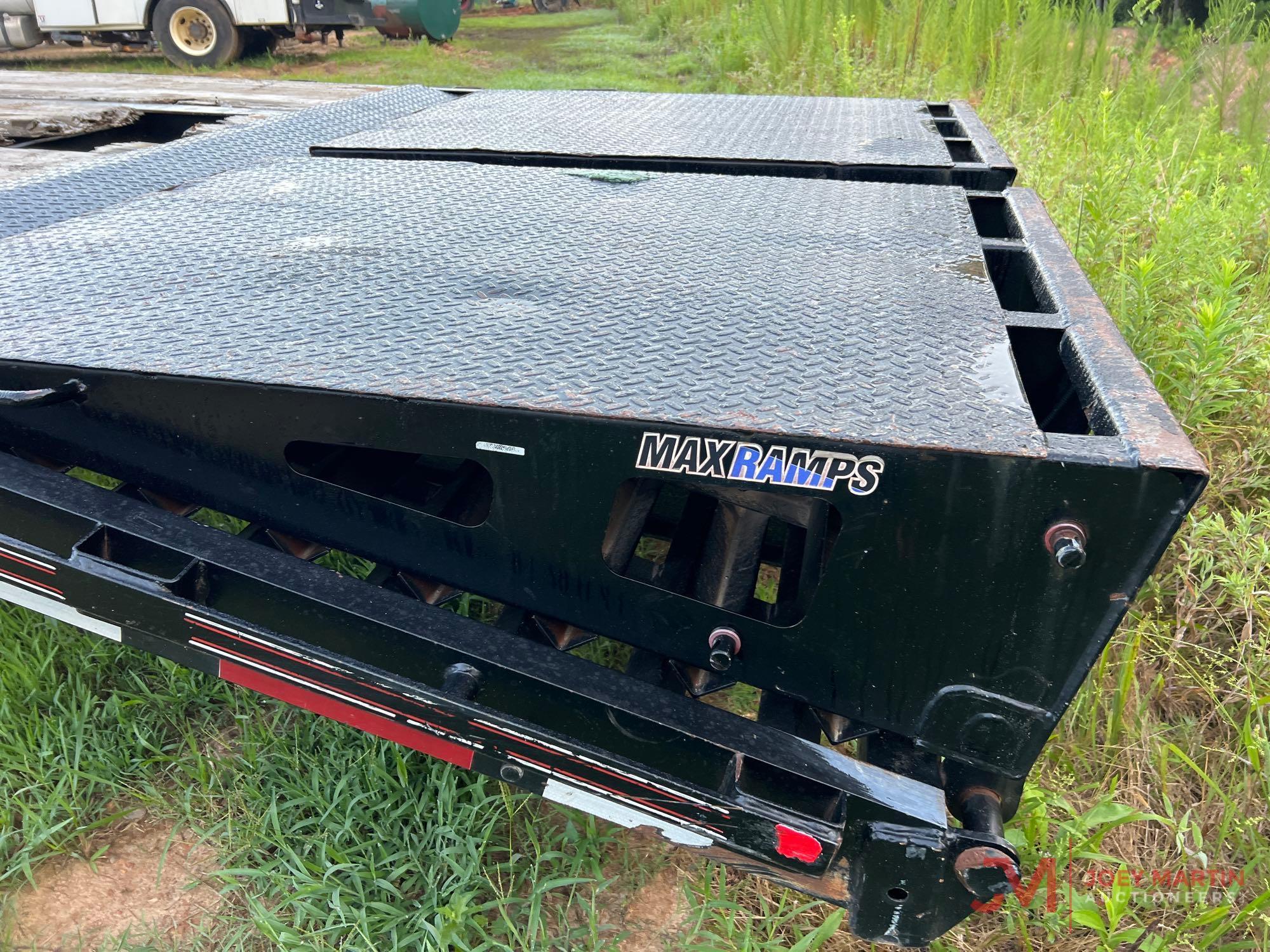 2020 DIAMOND C 35' PLUS 5' GOOSENECK TRAILER