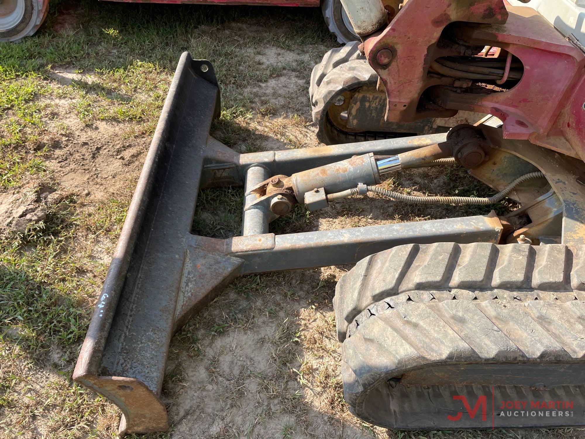 2005 TAKEUCHI TB135 HYDRAULIC MINI EXCAVATOR